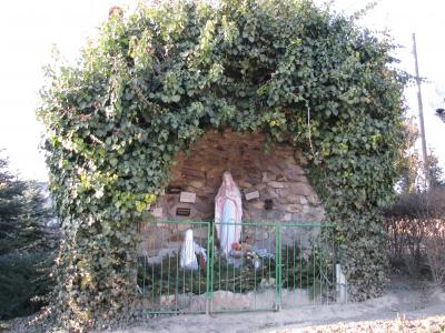 Bernadett és Szűz Mária